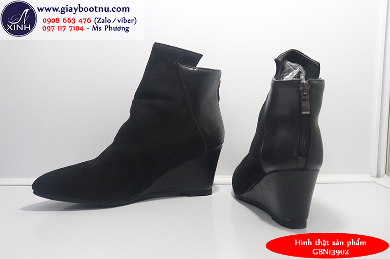 Giày boot nữ cổ ngắn đế xuồng màu đen GBN13902