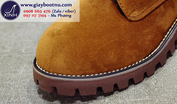 Giày boot nữ cột dây trẻ trung đế thô màu bò GBN18602