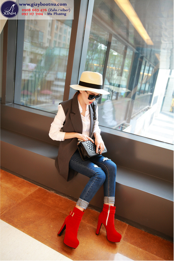 Phong cách thời trang sành điệu với giày boot nữ cổ ngắn màu đỏ GBN8302