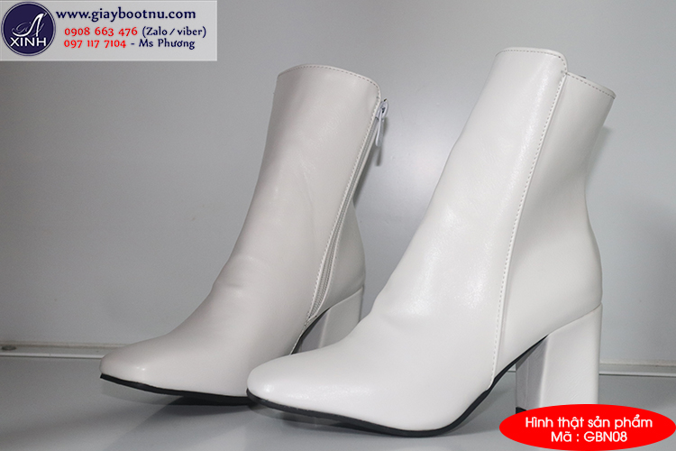 Giày boot nữ cổ lửng màu trắng thời thượng GBN0802 Giày boot nữ cổ lửng màu trắng thời thượng GBN0802