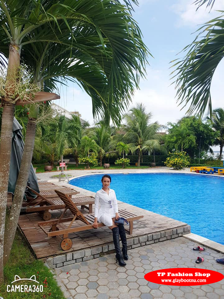 Boot nữ da màu đen cổ cao sành điệu GCC10601 Boot nữ da màu đen cổ cao sành điệu GCC10601