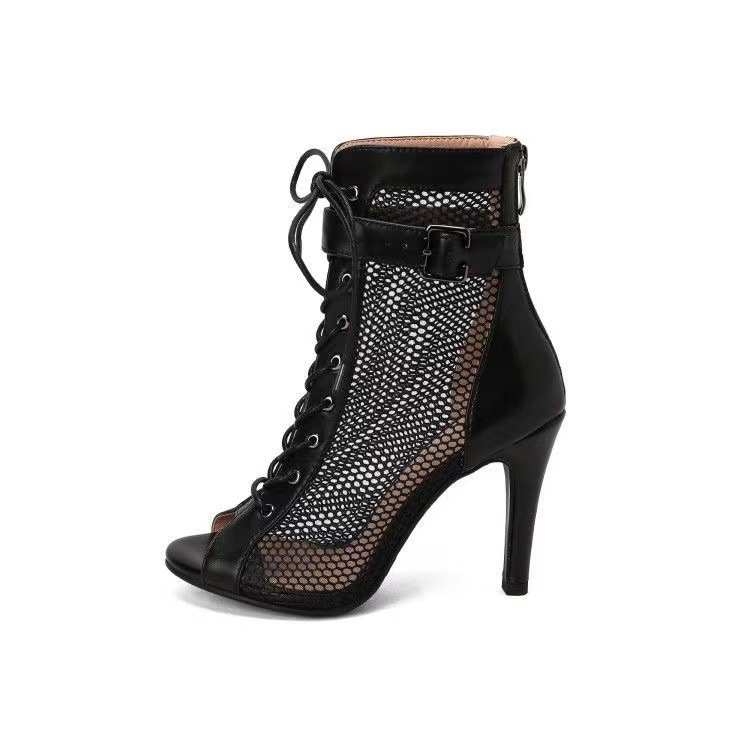 Giày boot lưới nữ cổ ngắn CỘT DÂY ôm chân màu đen gót nhọn 10cm GBN129A