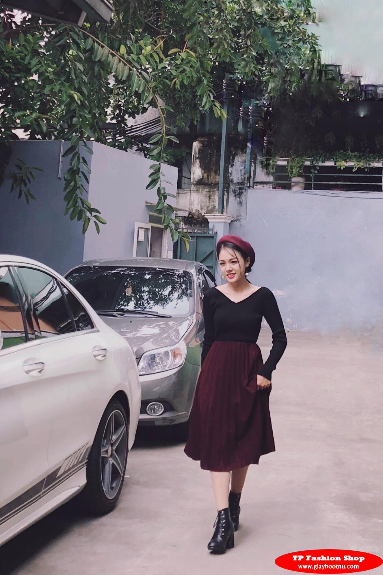 Boot nữ cổ ngắn đế vuông sành điệu êm chân GBN132 Boot nữ cổ ngắn đế vuông sành điệu êm chân GBN132