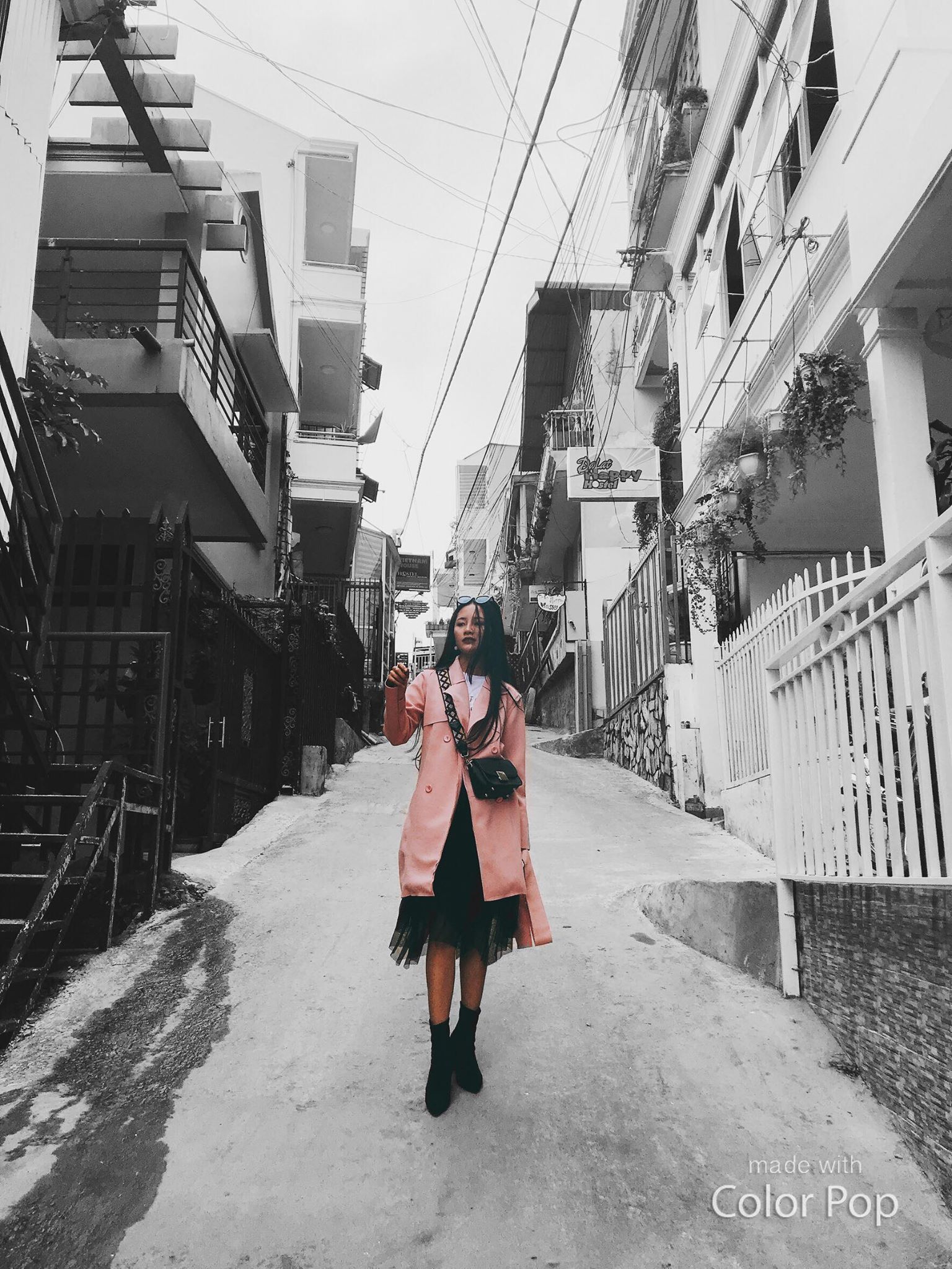 Khách hàng của shop với boot da lộn cổ lửng sành điệu GBN165 Khách hàng của shop với boot da lộn cổ lửng sành điệu GBN165