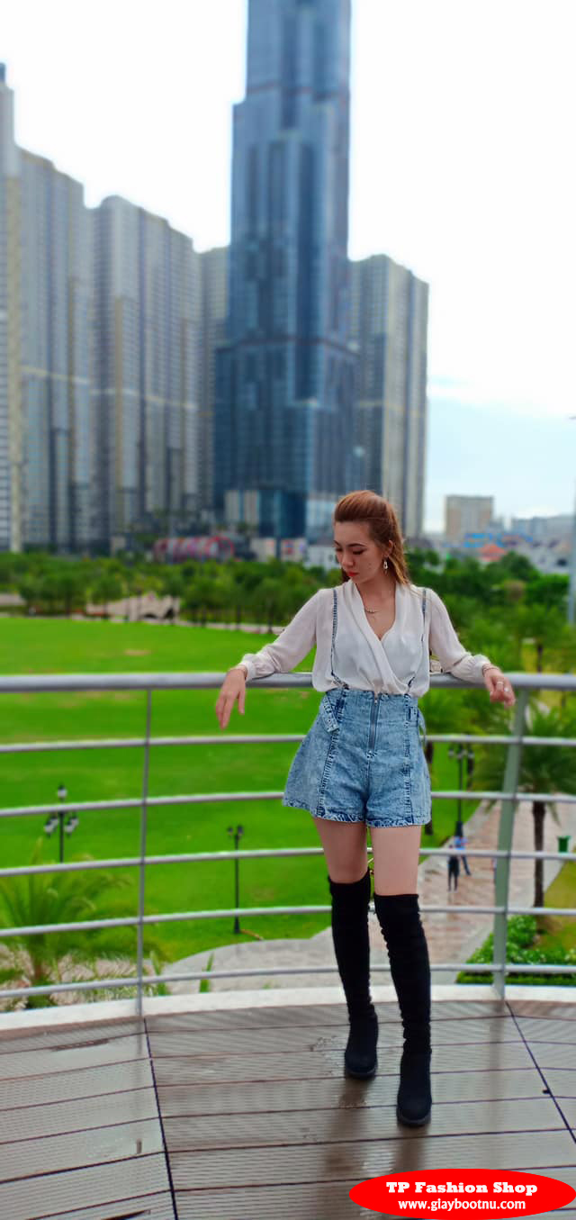 Giày boot nữ ống cao GCC28 cho nàng thoải mái dạo phố hay đi bộ! Giày boot nữ ống cao GCC28 cho nàng thoải mái dạo phố hay đi bộ!