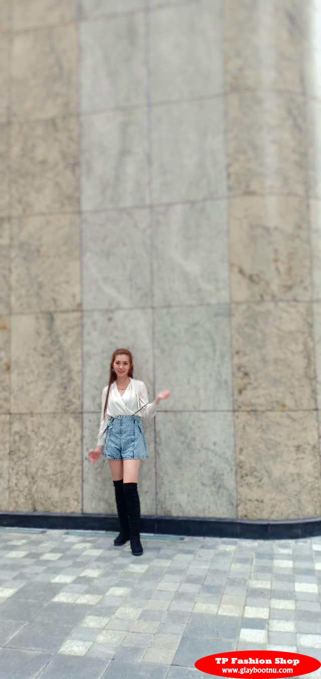 Giày boot nữ ống cao GCC28 cho nàng thoải mái dạo phố hay đi bộ! Giày boot nữ ống cao GCC28 cho nàng thoải mái dạo phố hay đi bộ!