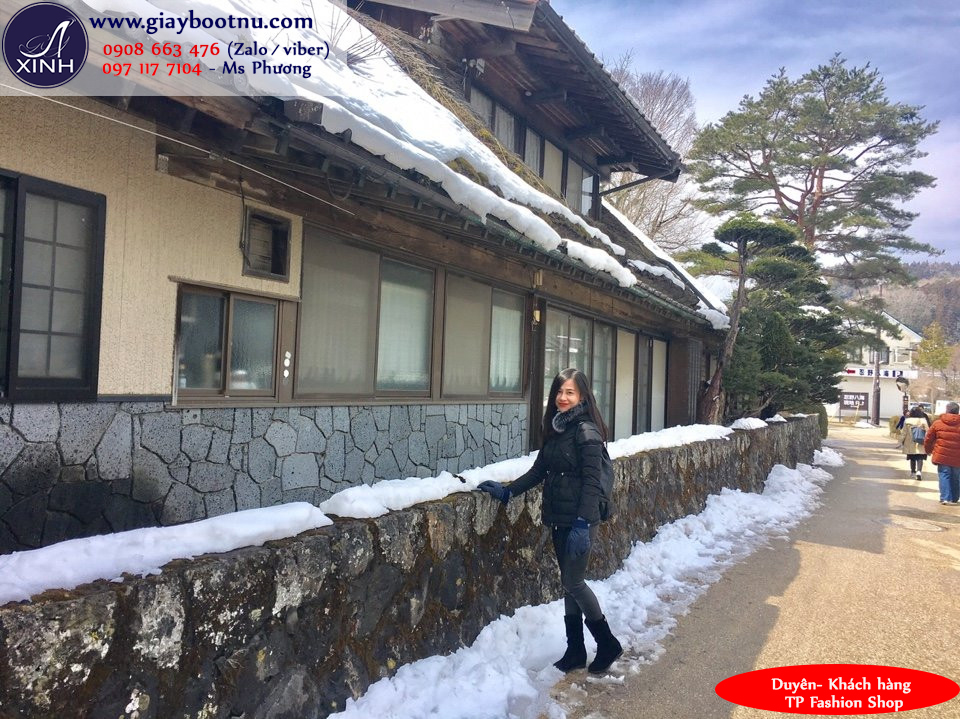 Duyên xinh xắn thoả thích nô đùa với boot cổ lửng màu đen GBN12602 Duyên xinh xắn thoả thích nô đùa với boot cổ lửng màu đen GBN12602